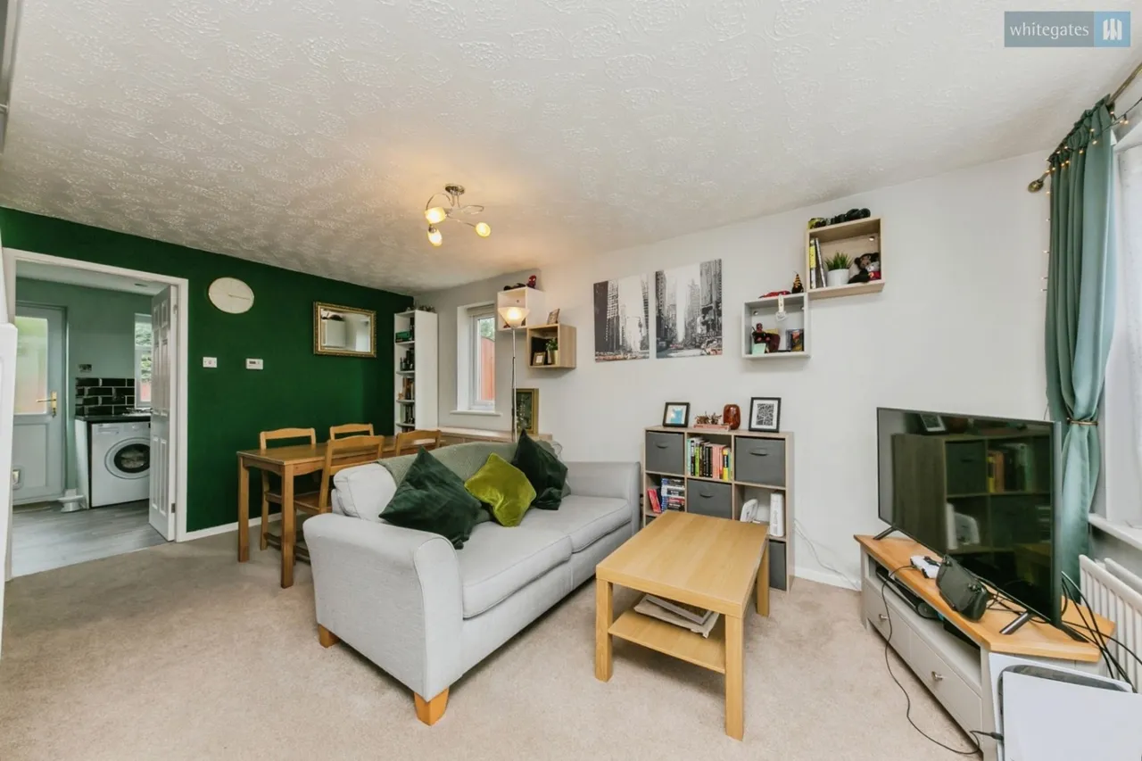 Padworth Place, Leighton, CW1, photo 3