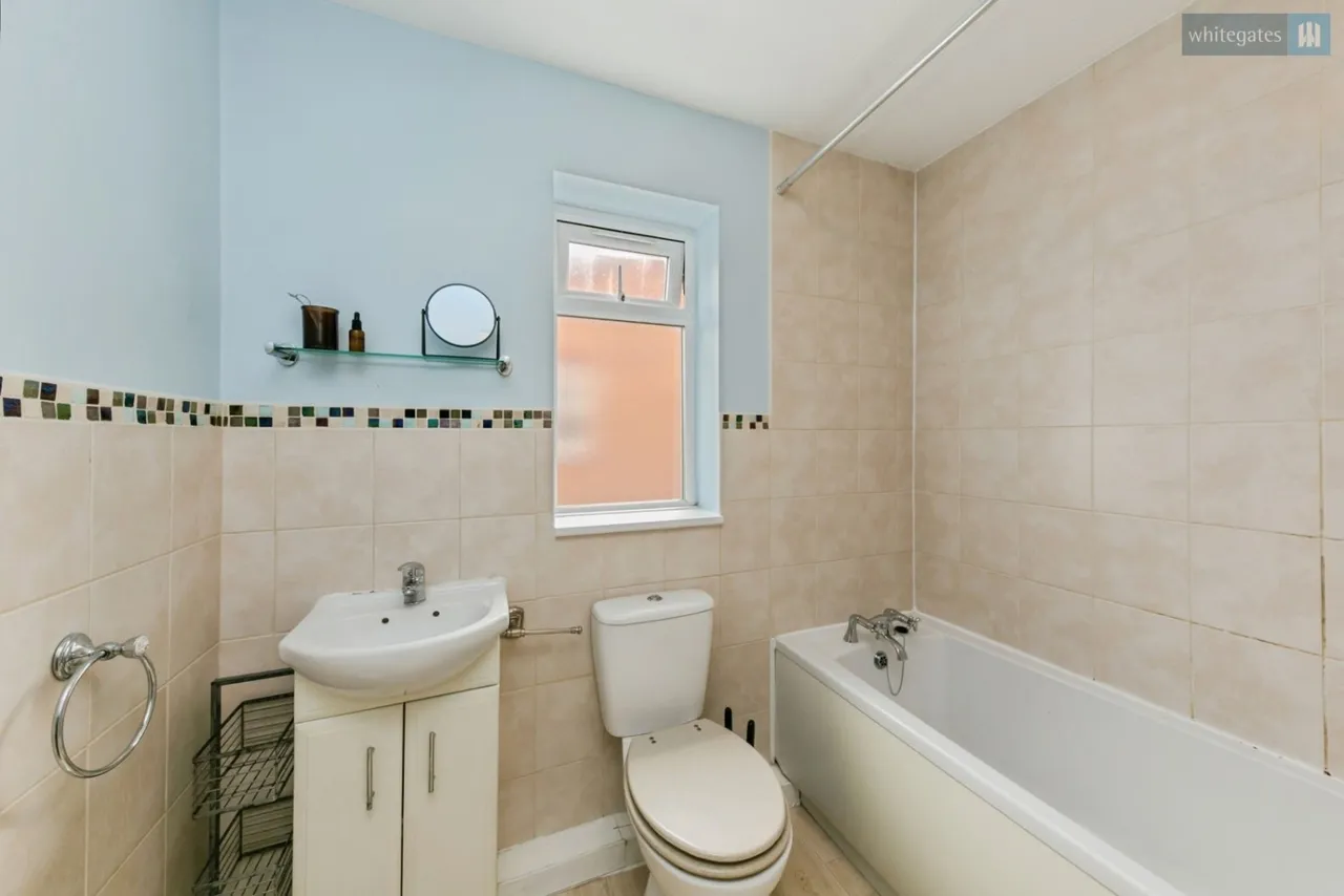 Padworth Place, Leighton, CW1, photo 17