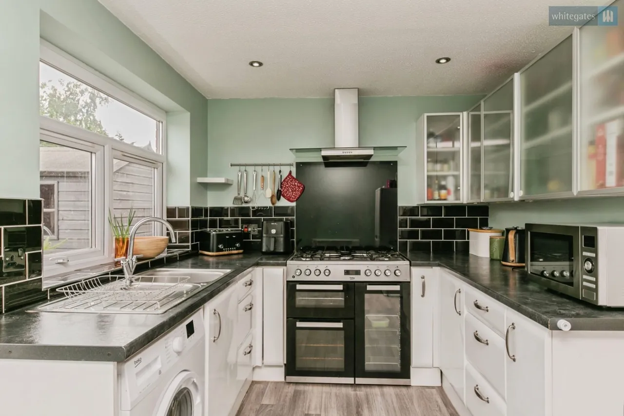 Padworth Place, Leighton, CW1, photo 7