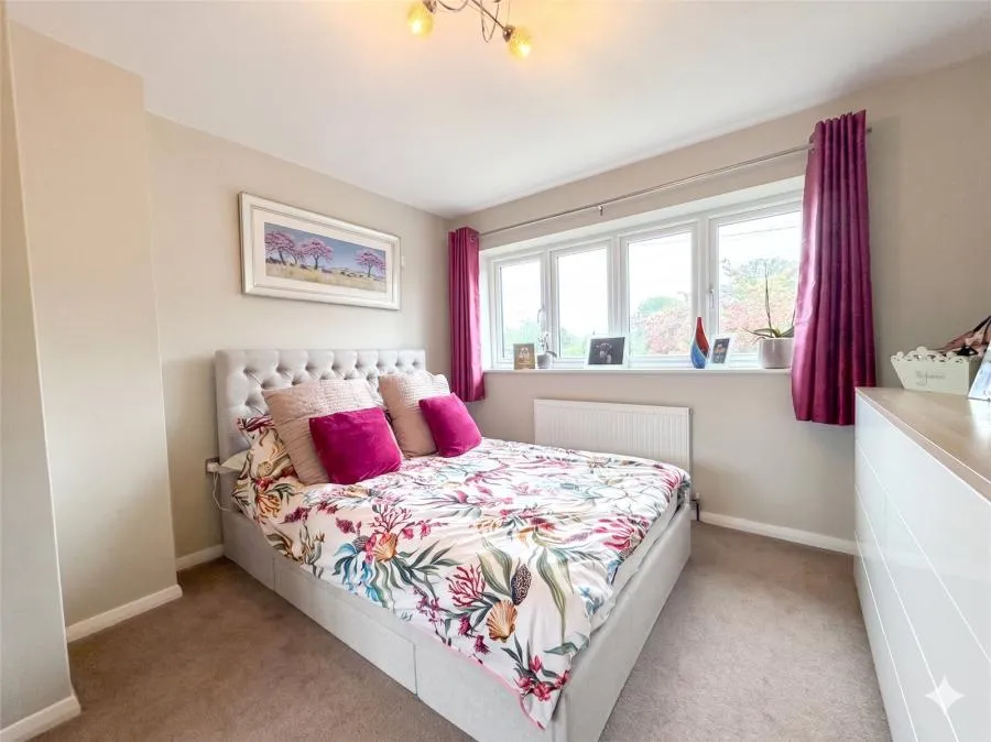Evergreen Road, Frimley, GU16, photo 6