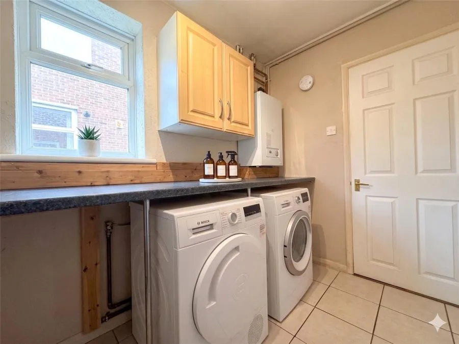 Evergreen Road, Frimley, GU16, photo 13