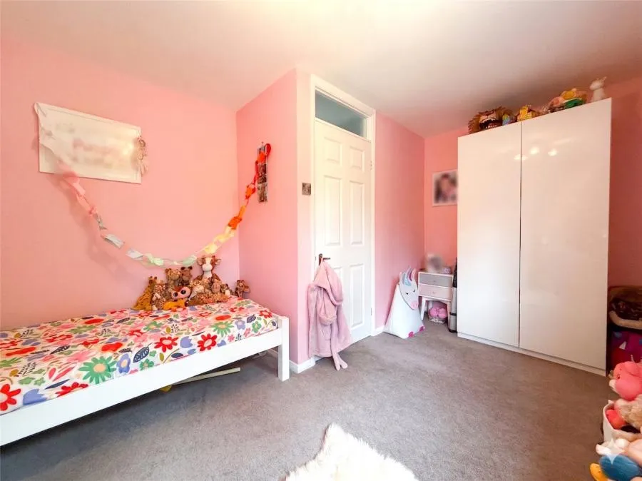 Evergreen Road, Frimley, GU16, photo 7