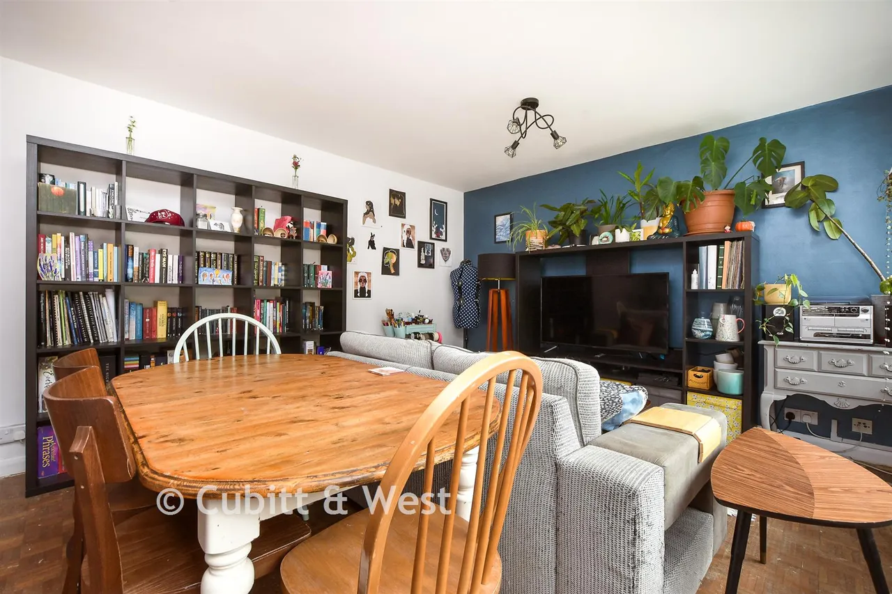 Succombs Hill, Warlingham, CR6, photo 5
