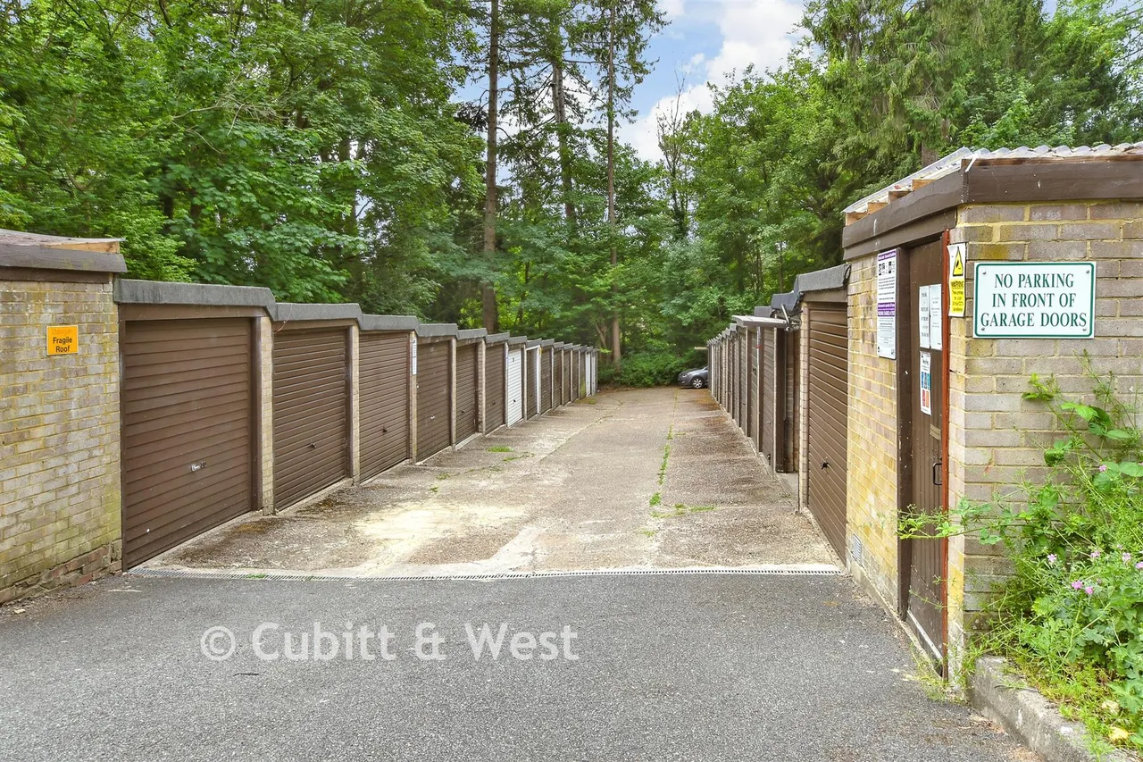 Succombs Hill, Warlingham, CR6, photo 9