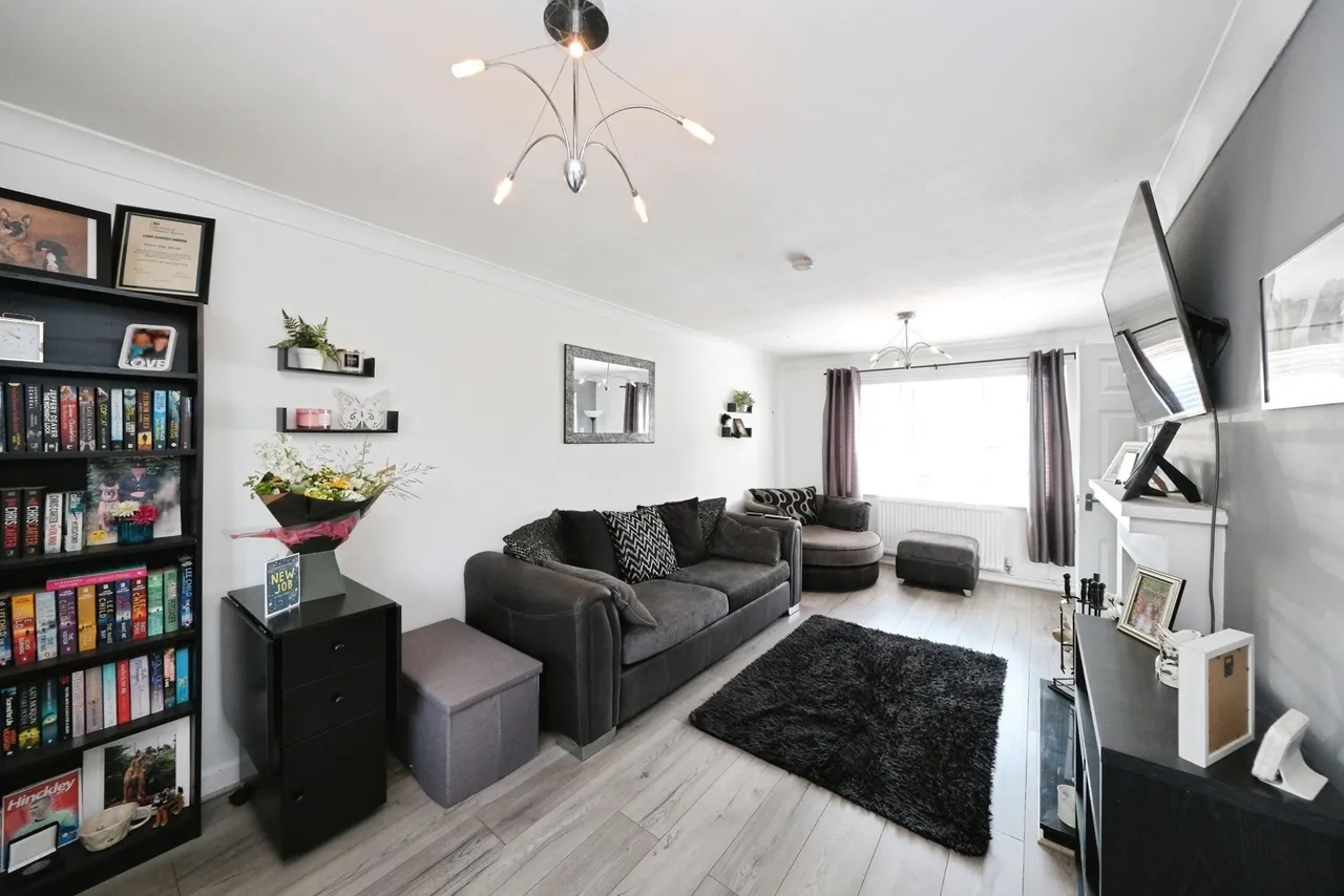Sycamore Road, Mansfield Woodhouse, Mansfield, Nottinghamshire, NG19, photo 2