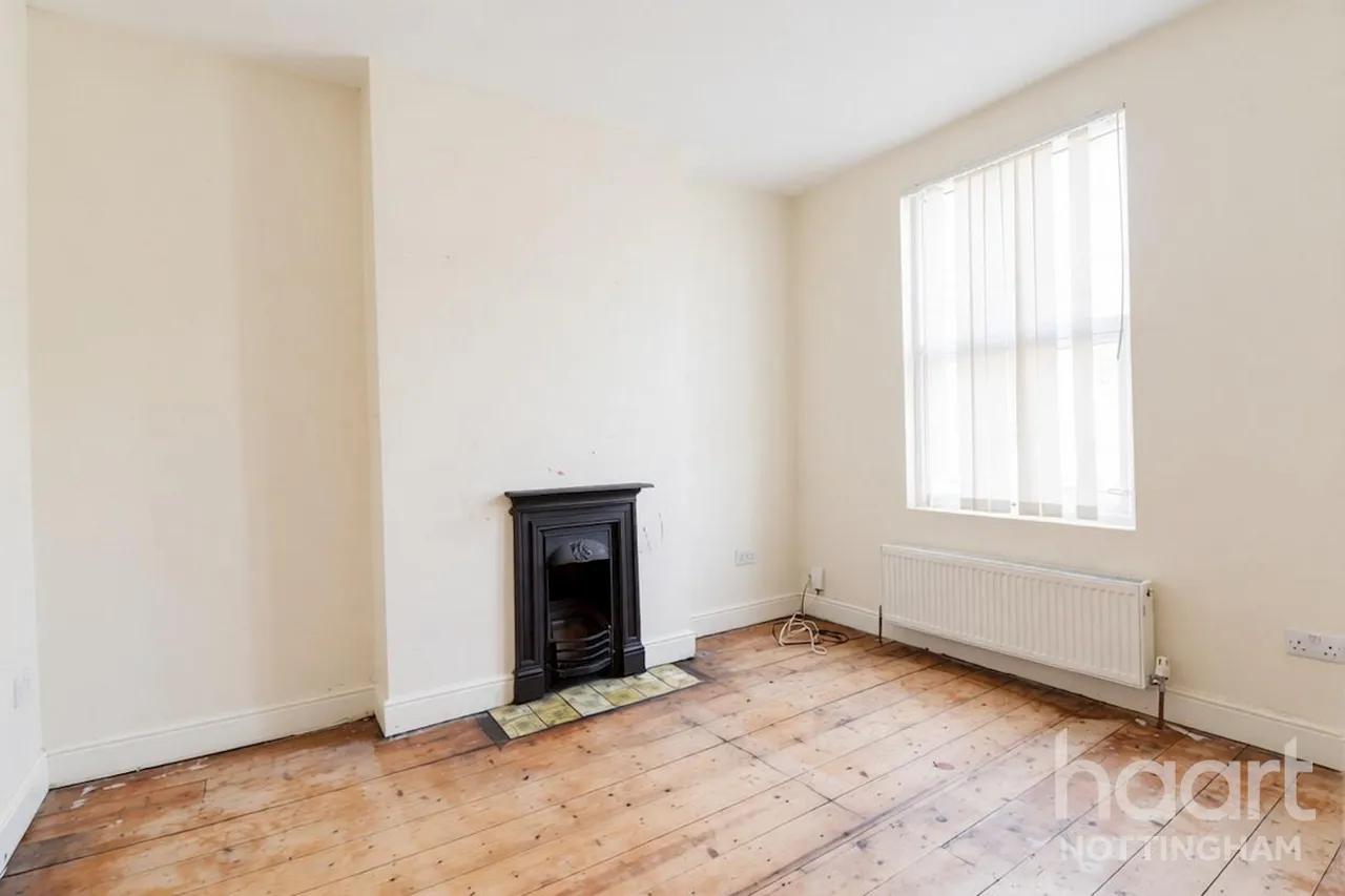 Ewart Road, Forest Fields, NG7, photo 8