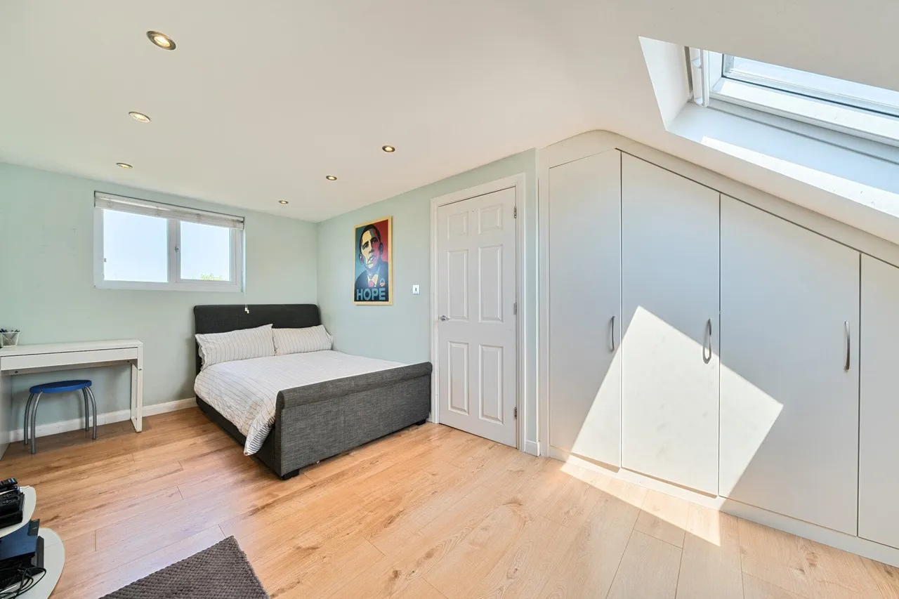 Carstairs Road, SE6, photo 16