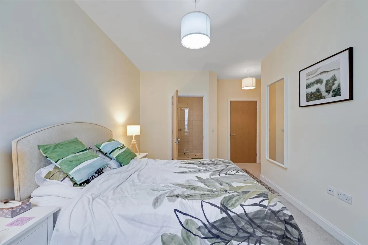 Twickenham Road, Isleworth, TW7, photo 22