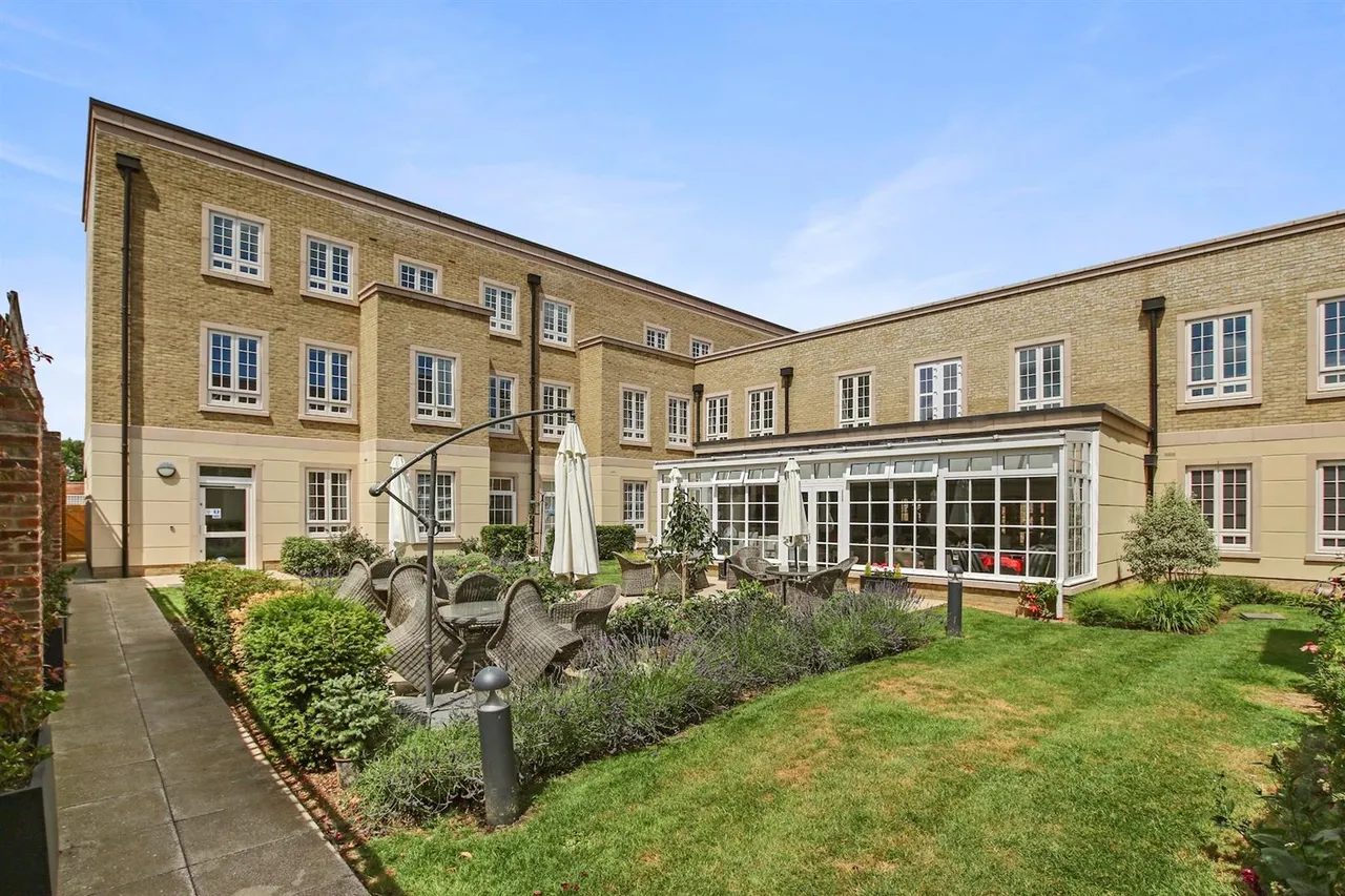 Twickenham Road, Isleworth, TW7, photo 2