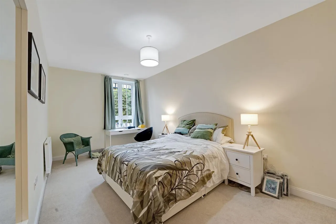 Twickenham Road, Isleworth, TW7, photo 21