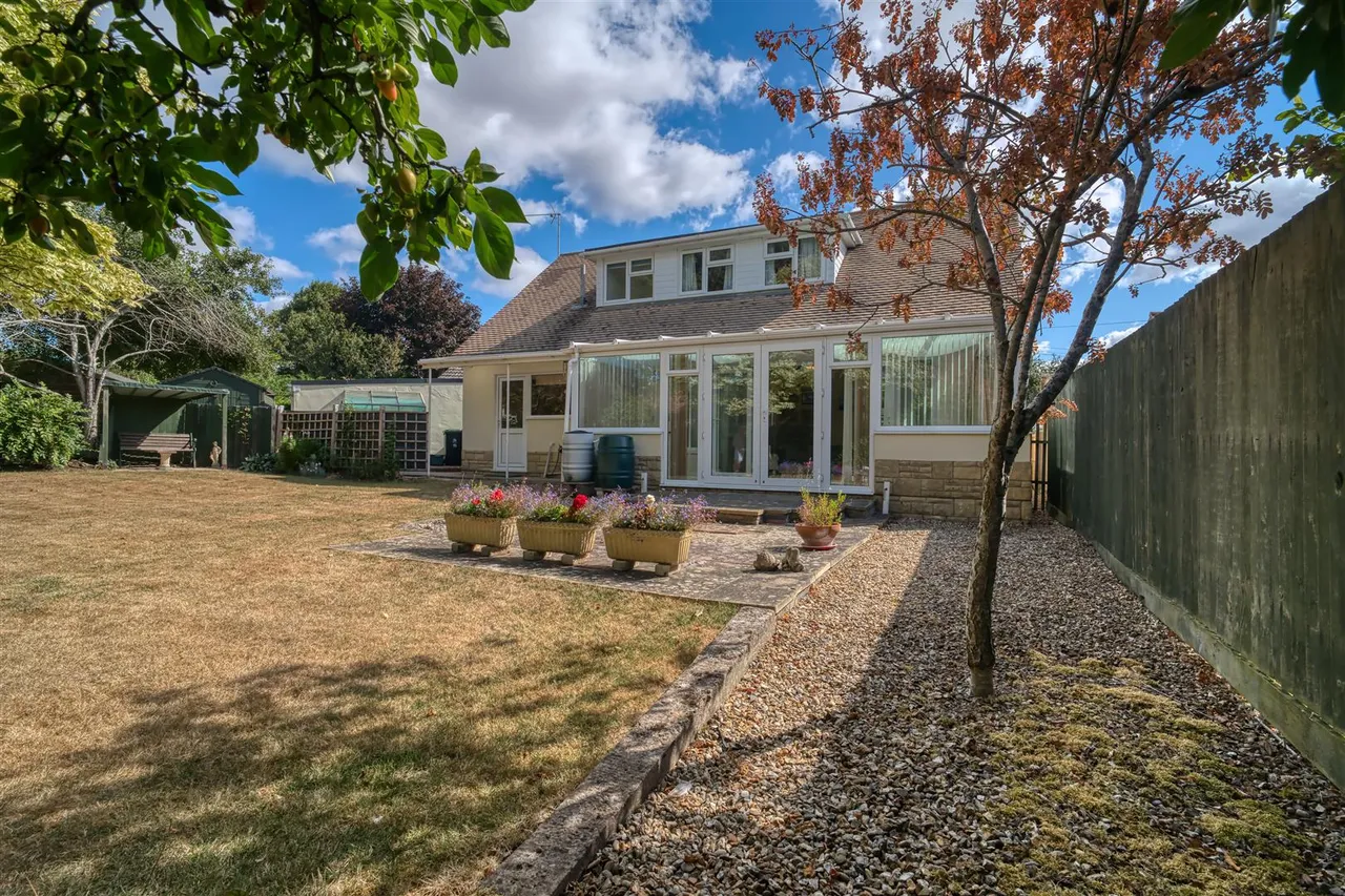 Plowman Close, Marnhull, photo 10