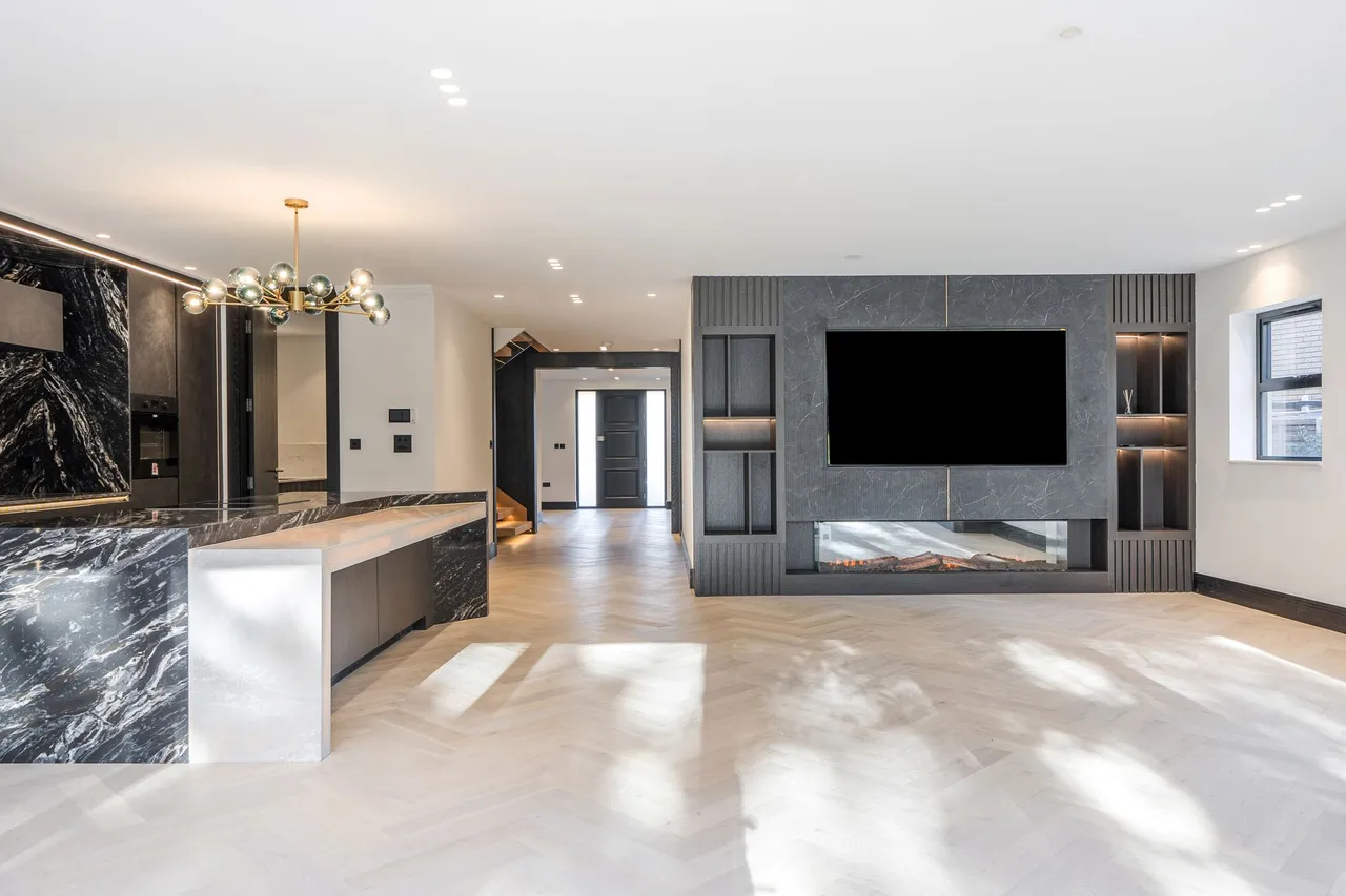 Pipers Green Lane, Edgware, HA8, photo 9