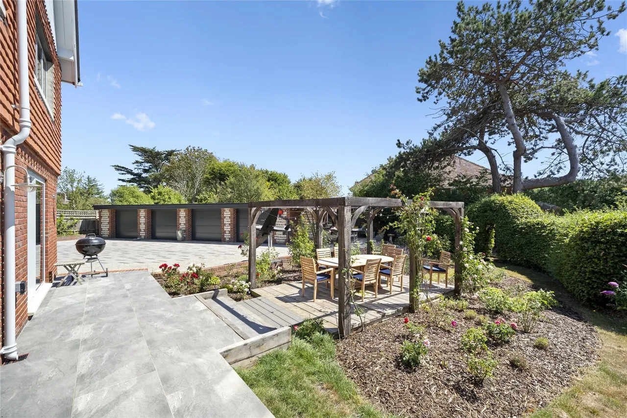 The Ridgeway, Friston, BN20, photo 16