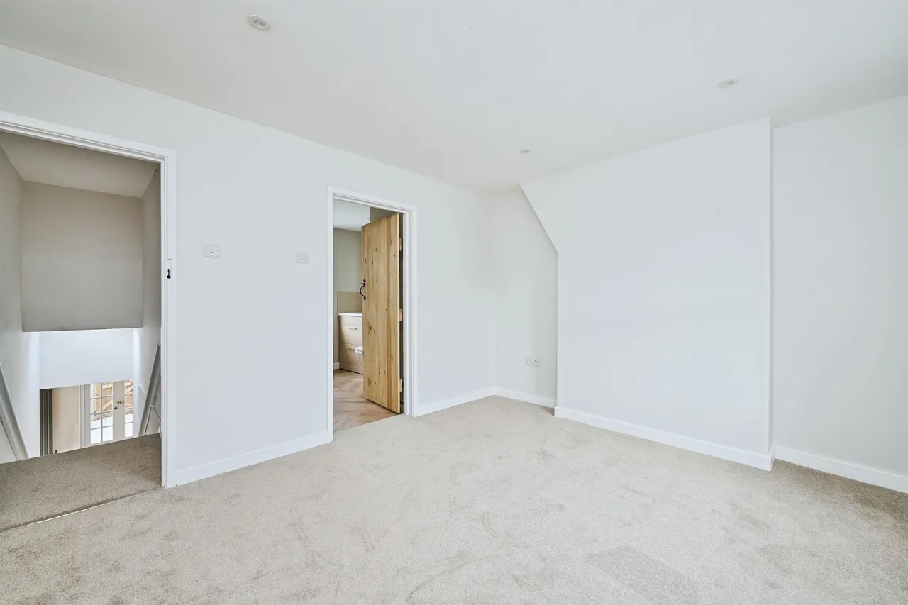 Norwood Road, March, PE15, photo 17