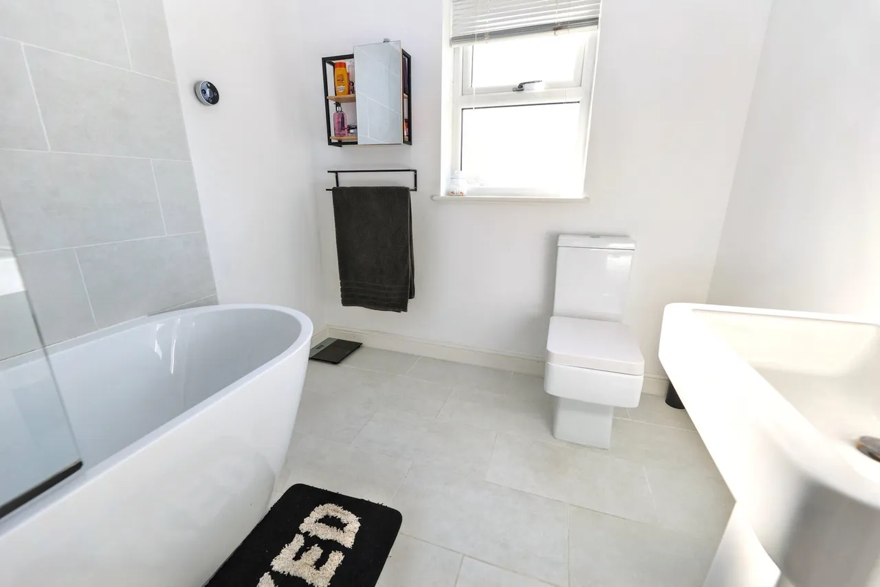 Dorking Crescent, Clacton-on-sea, CO16, photo 9