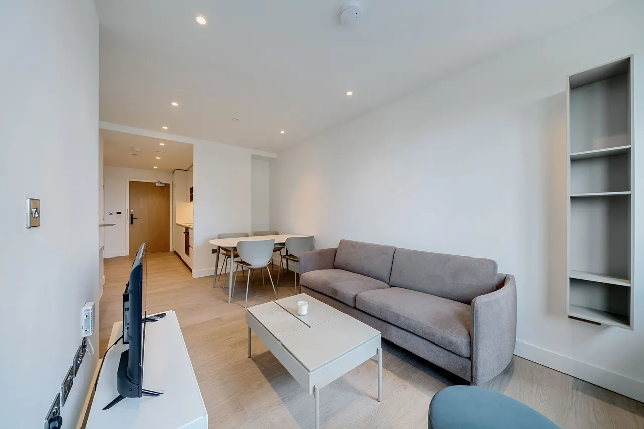 Flat 1505 UNCLE Wembley, 1 Oasis Way, photo 4