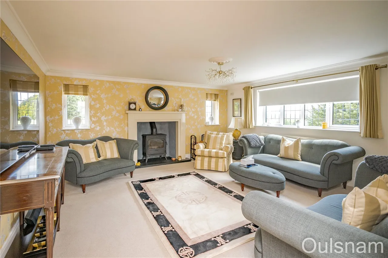 Kidderminster Road, Dodford, B61, photo 15