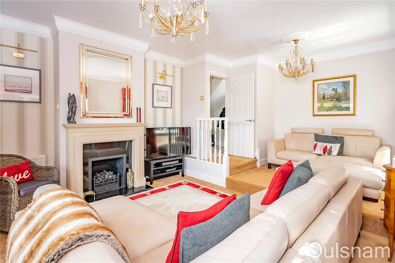 Kidderminster Road, Dodford, B61, photo 8