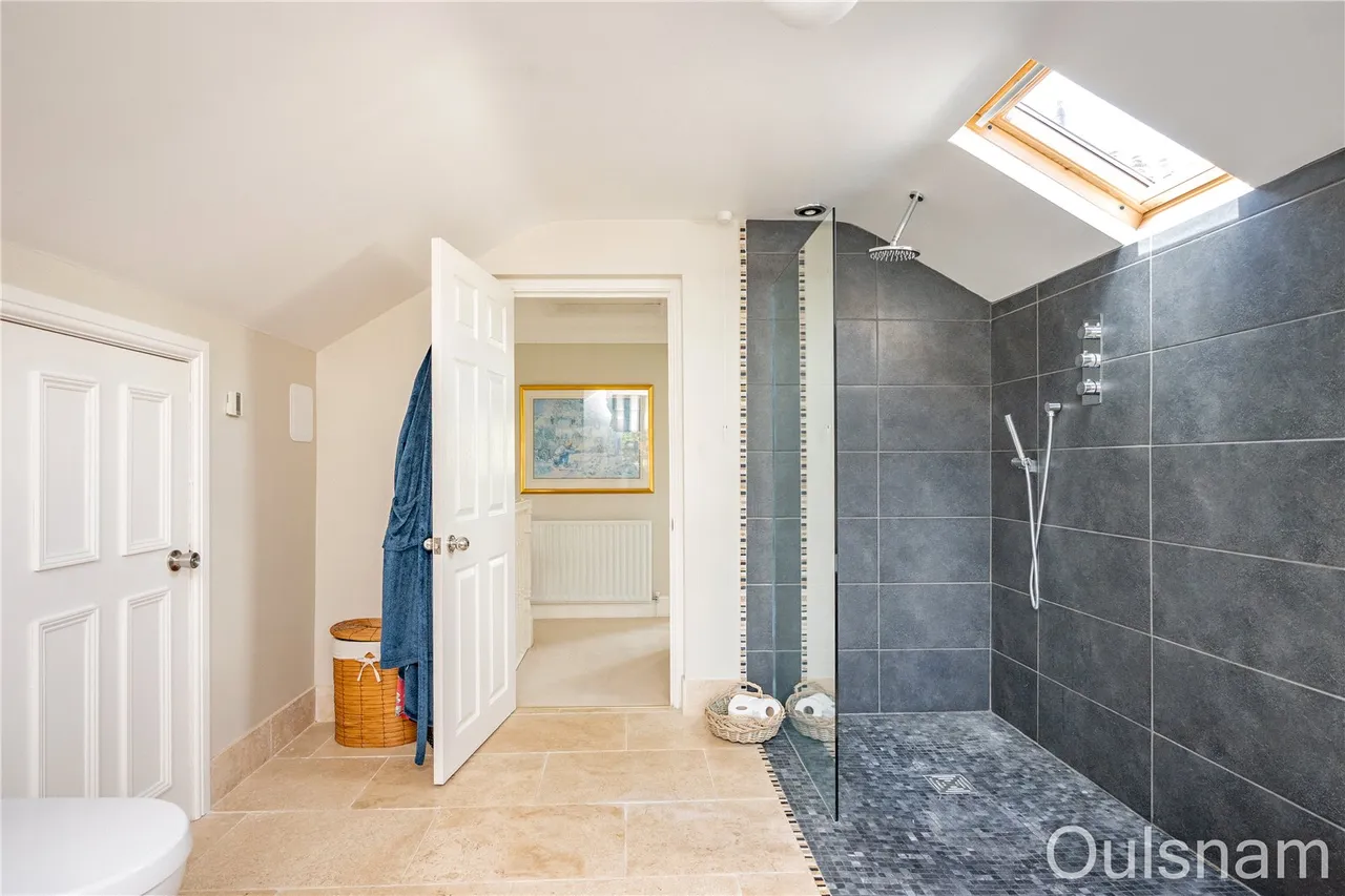Kidderminster Road, Dodford, B61, photo 41