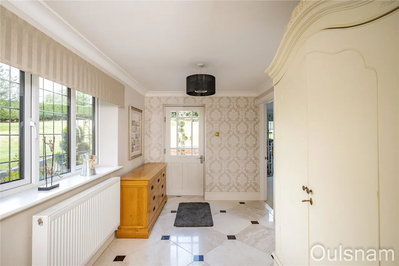 Kidderminster Road, Dodford, B61, photo 24