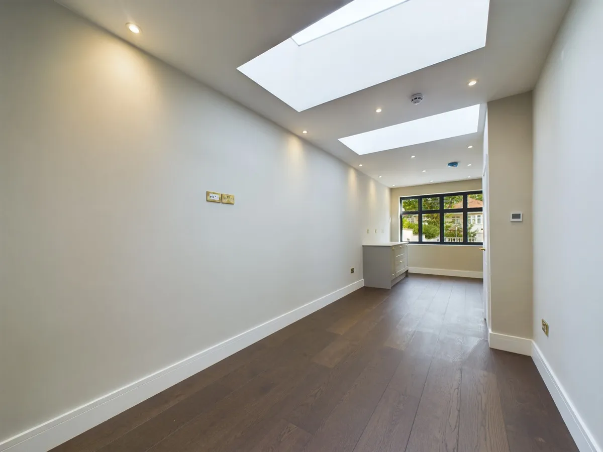 London, NW6, photo 7