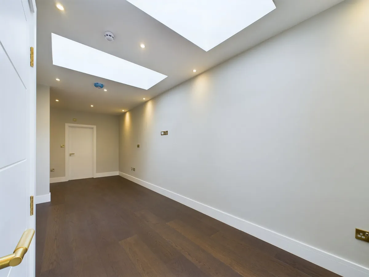 London, NW6, photo 11