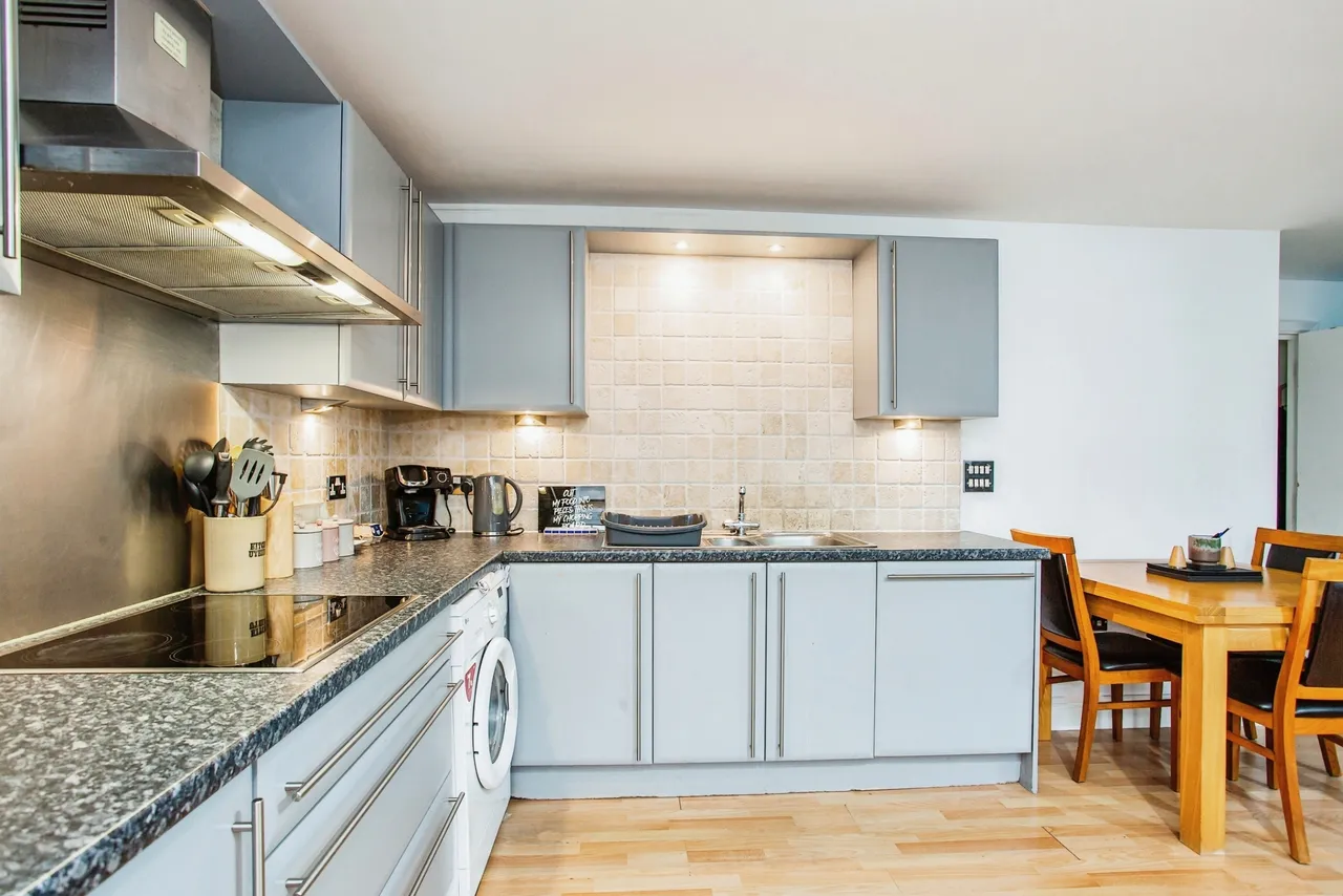 Audley Court, 1 Forge Way, Southend-On-Sea, Essex, SS1, photo 4