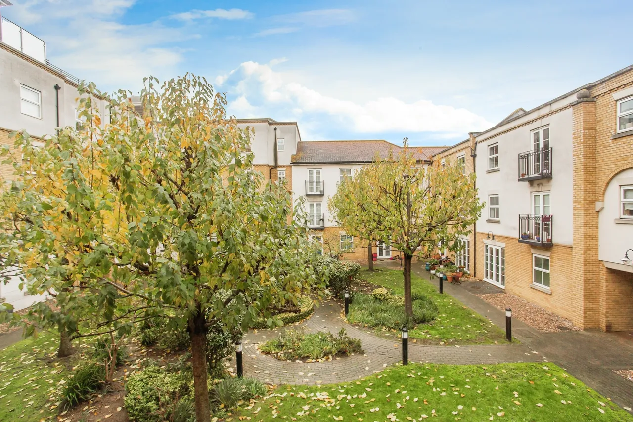 Audley Court, 1 Forge Way, Southend-On-Sea, Essex, SS1, photo 15