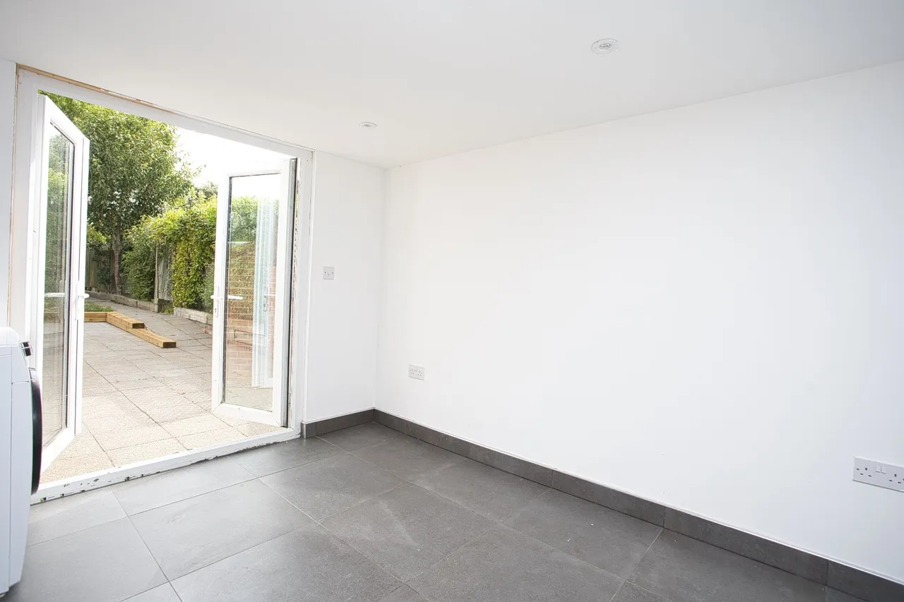 Southwall Road, Deal, CT14, photo 18