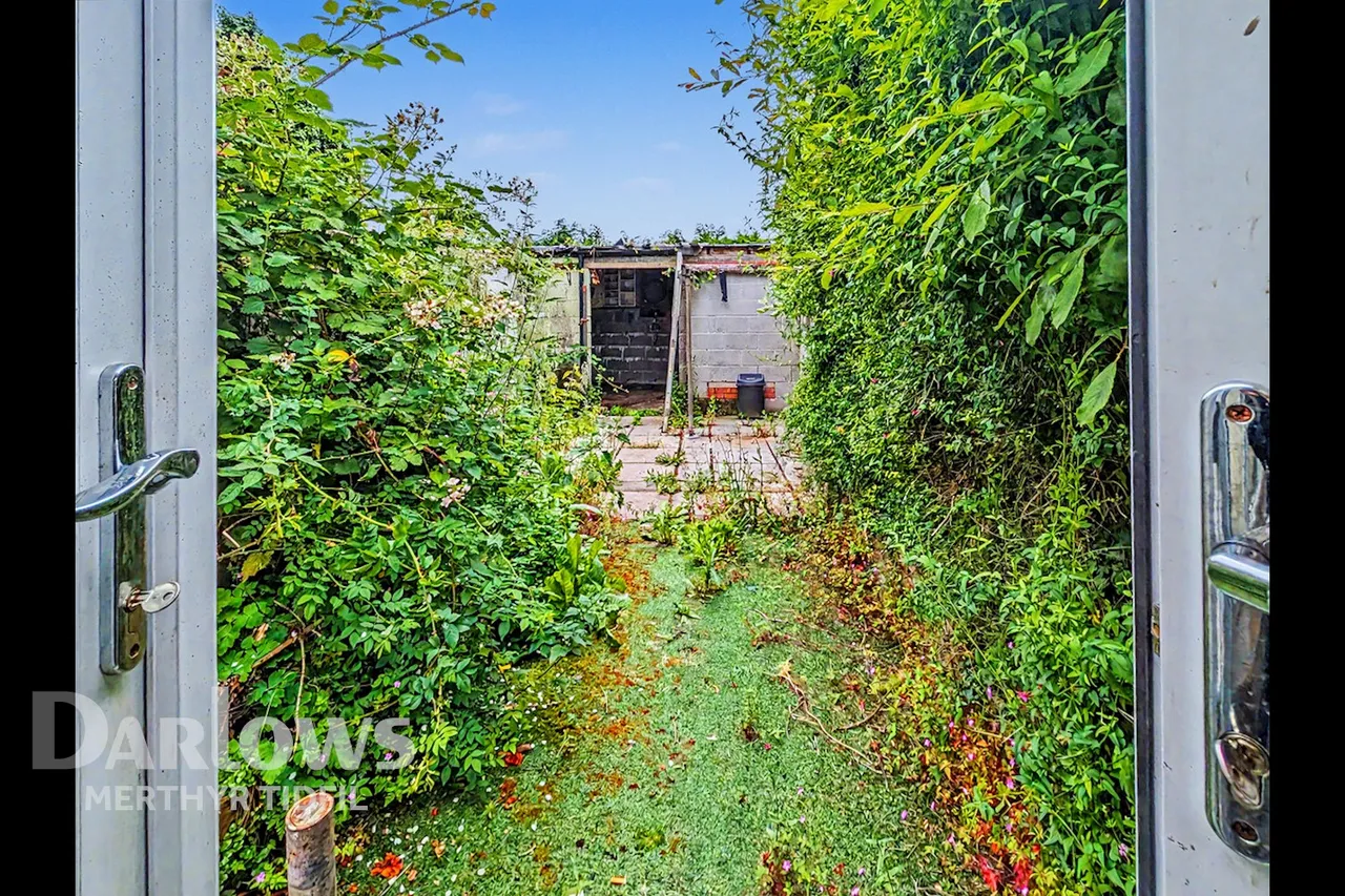 School Road, Merthyr Tydfil, photo 16