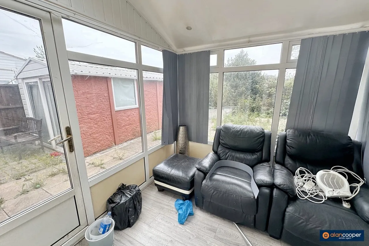 Woburn Drive, Stockingford, CV10, photo 3