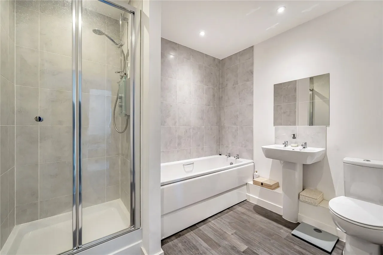 Falcon Way, Bracknell, Berkshire, RG12 8DQ, photo 5