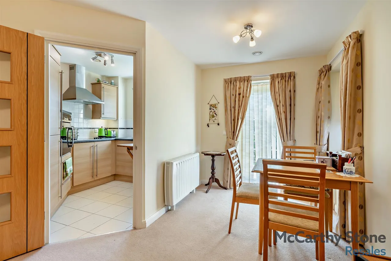 Eastgate, Pickering, YO18, photo 4