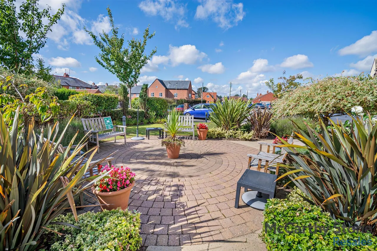 Eastgate, Pickering, YO18, photo 16