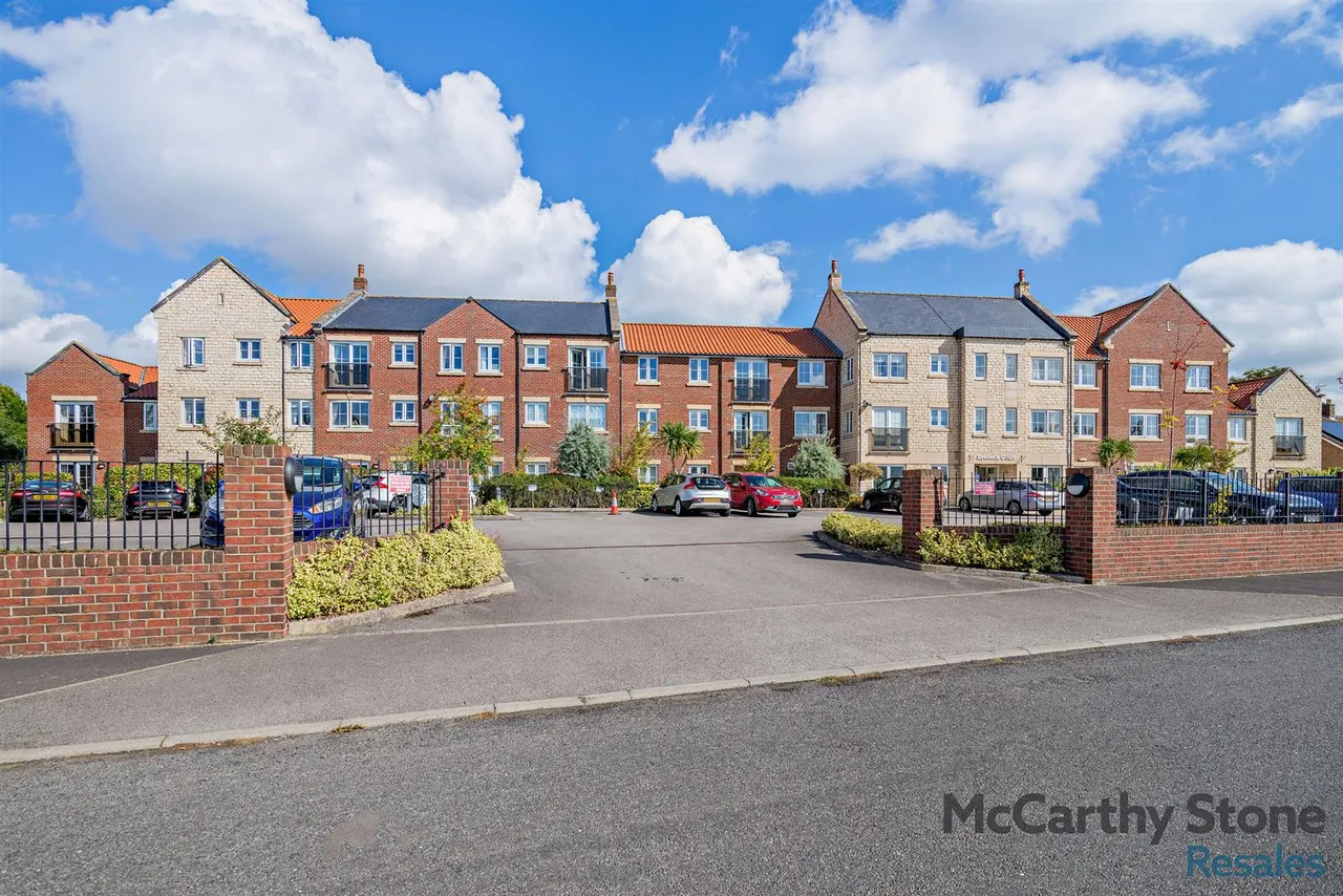 Eastgate, Pickering, YO18, photo 13