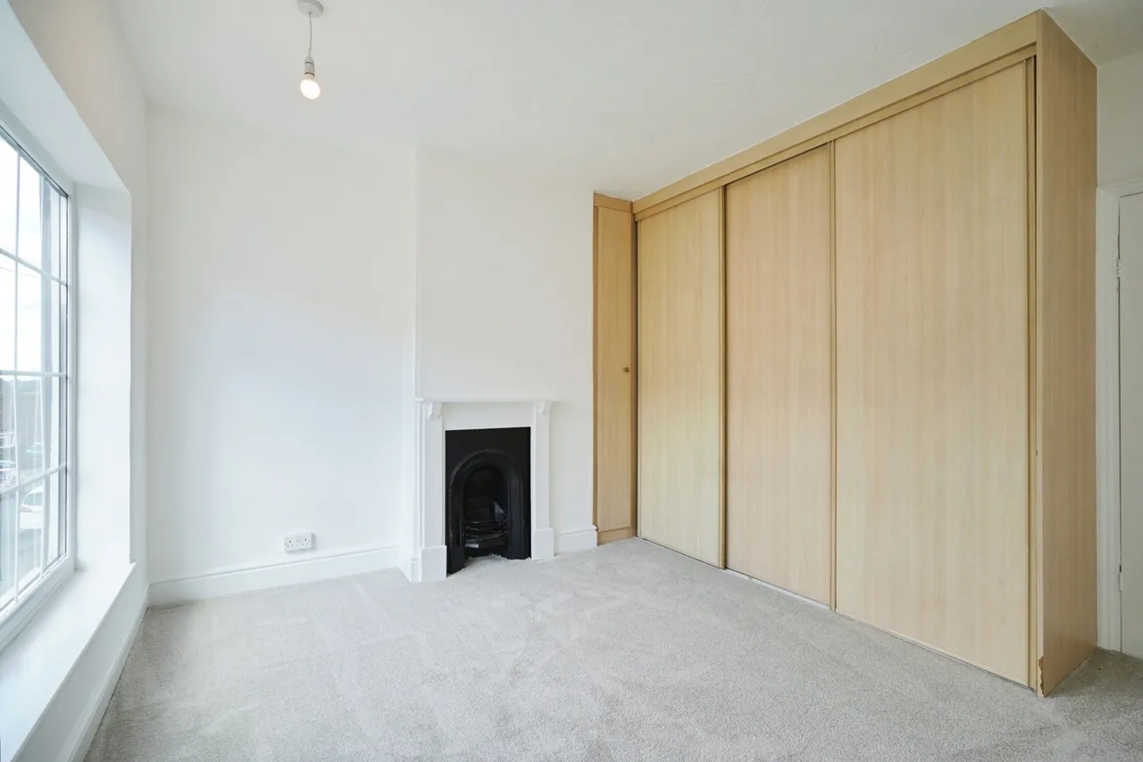 St. Saviours Road, Coalville, LE67, photo 8