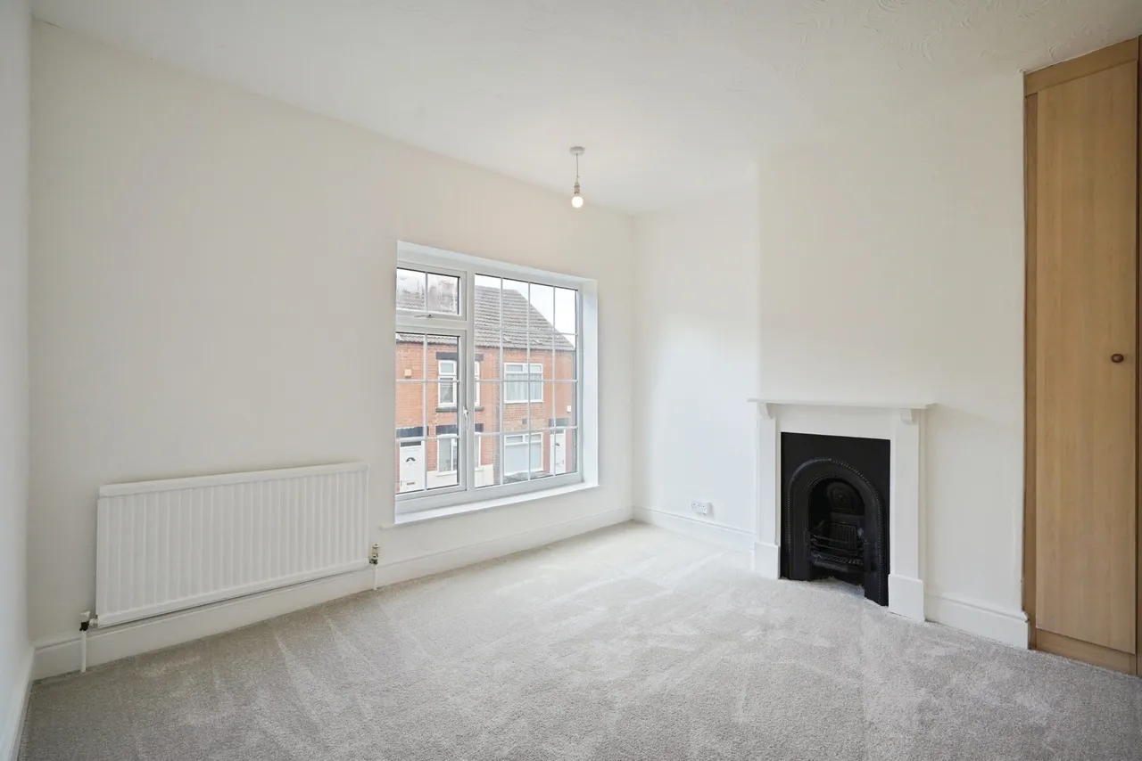 St. Saviours Road, Coalville, LE67, photo 9