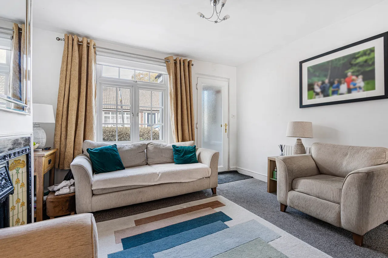 Armstrong Road, Englefield Green, TW20, photo 7