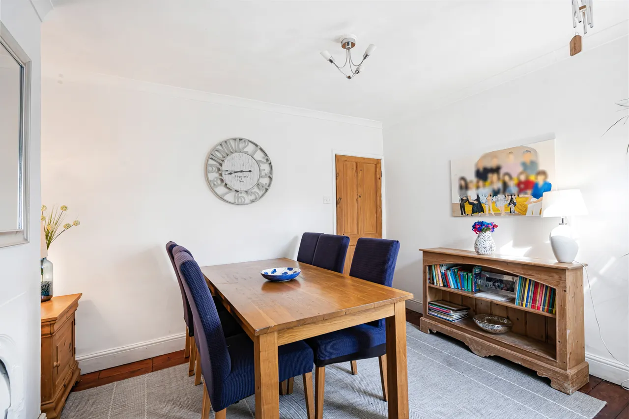 Armstrong Road, Englefield Green, TW20, photo 9