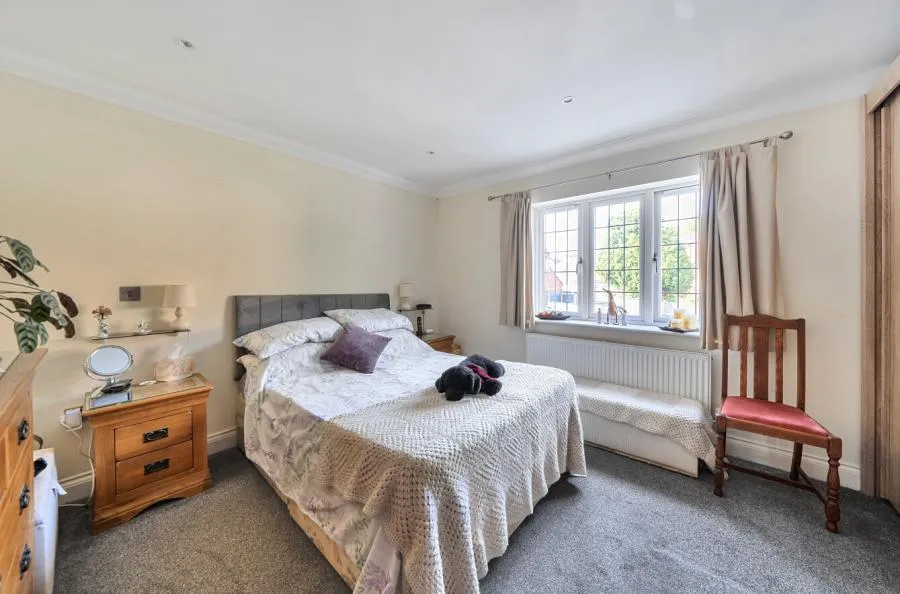 Fullerton Close, Markyate, AL3, photo 11