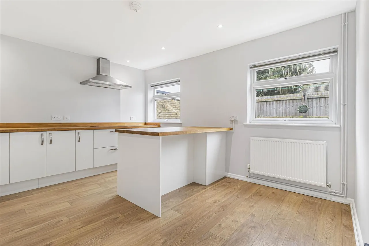 Meadowcroft, Stretham, CB6, photo 6