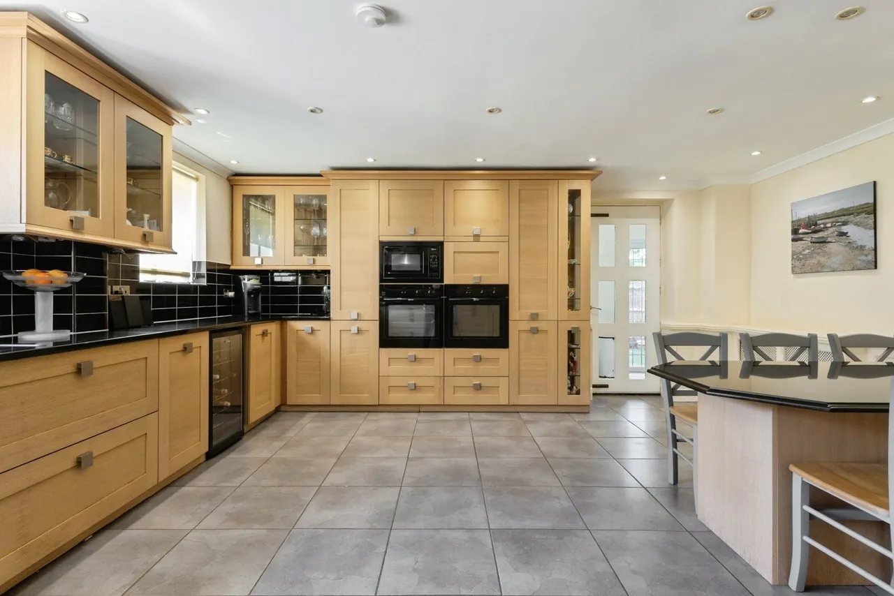 Norwich Road, Attleborough, Norfolk, NR17, photo 9