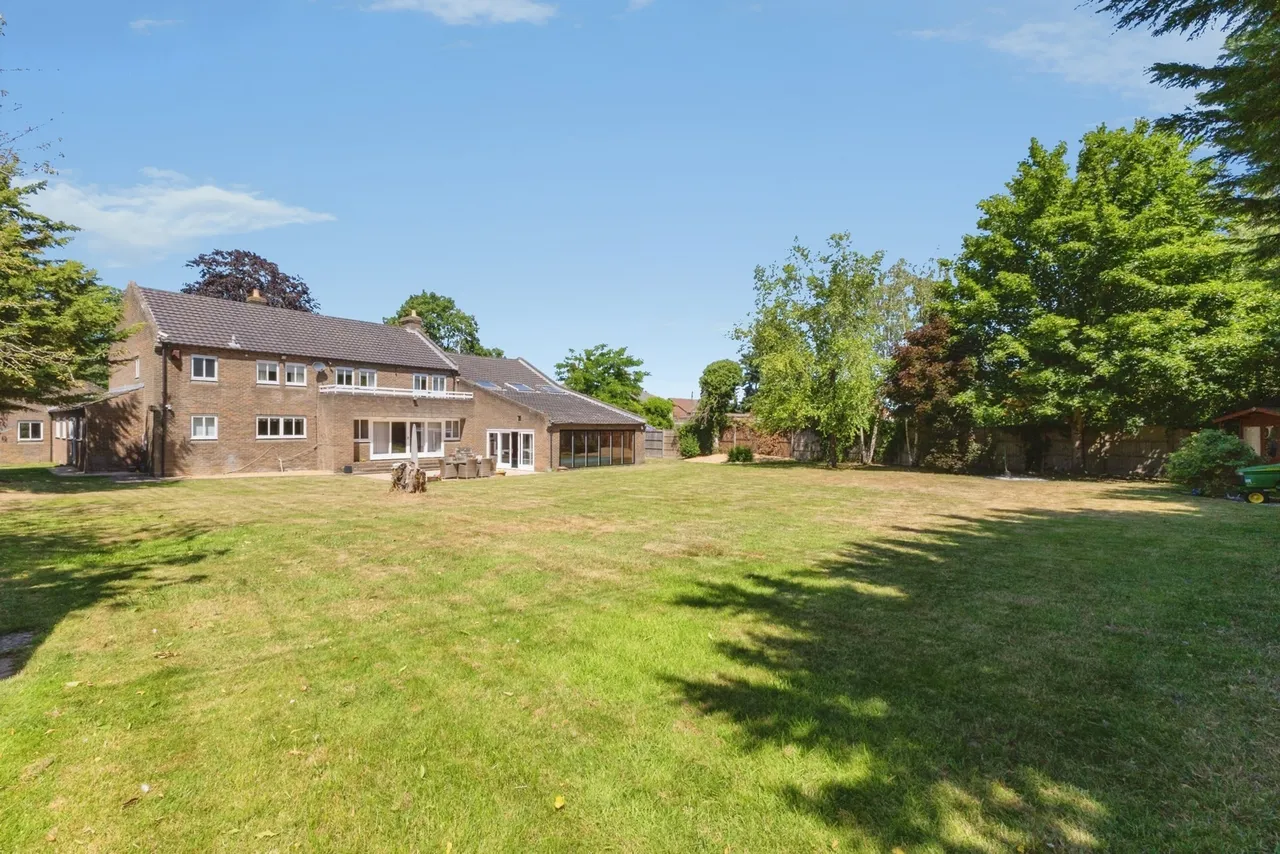 Norwich Road, Attleborough, Norfolk, NR17, photo 35