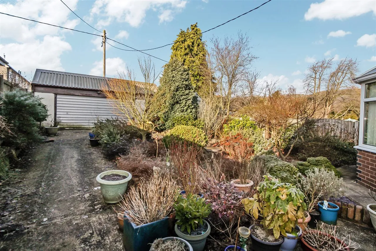 Lon Elwy, Llanfairtalhaiarn, Abergele, Conwy, LL22 8SG, photo 12
