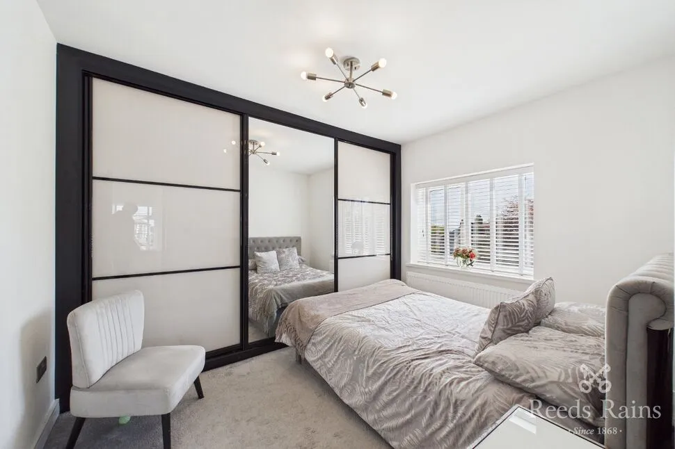 Goldington Drive, Oakes, Huddersfield, West Yorkshire, HD3, photo 6