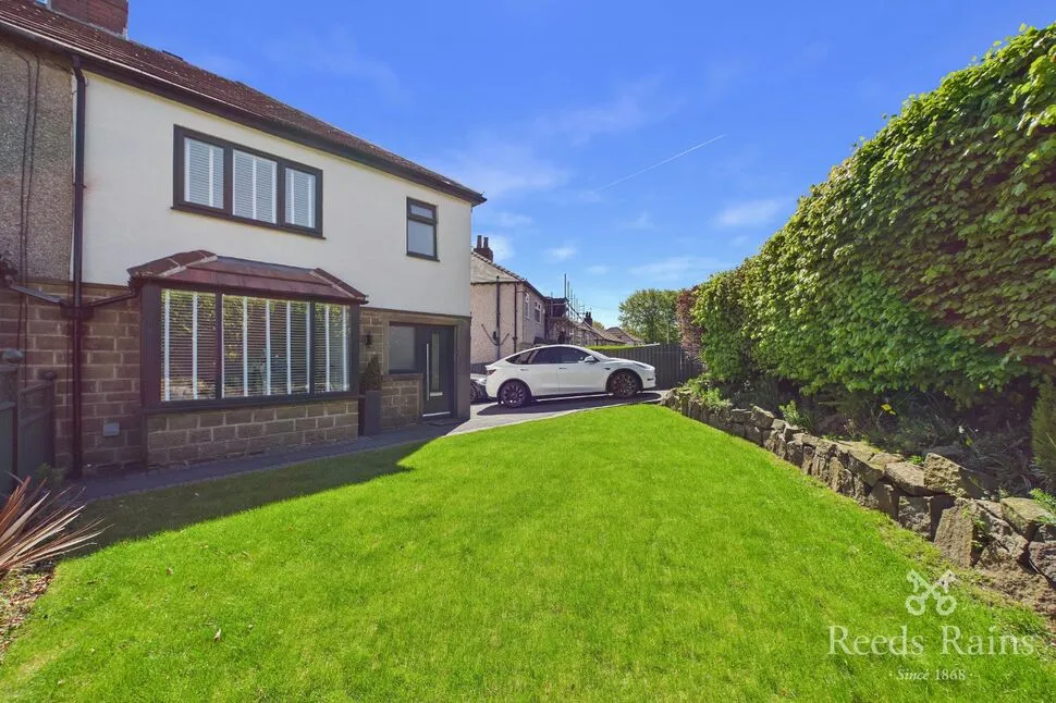 3 bed house for sale — Goldington Drive, Oakes, Huddersfield, West Yorkshire, HD3