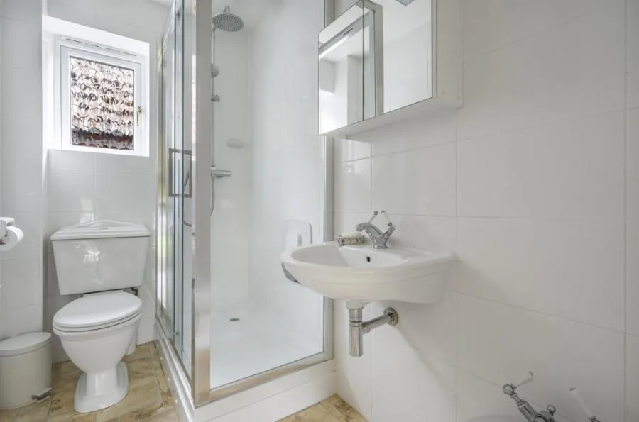 Lower Moor, Yateley, GU46, photo 7