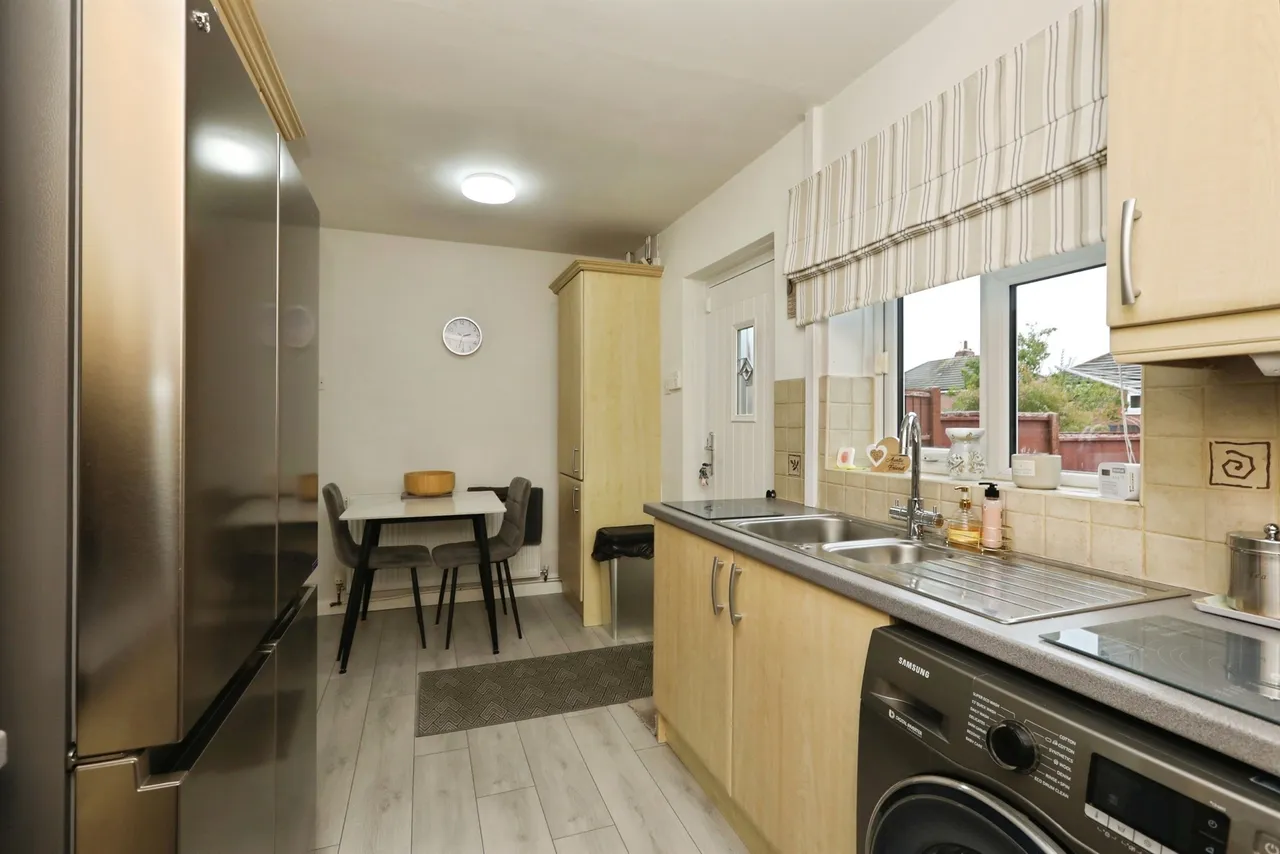 Recreation Avenue, Thurcroft, S66, photo 5