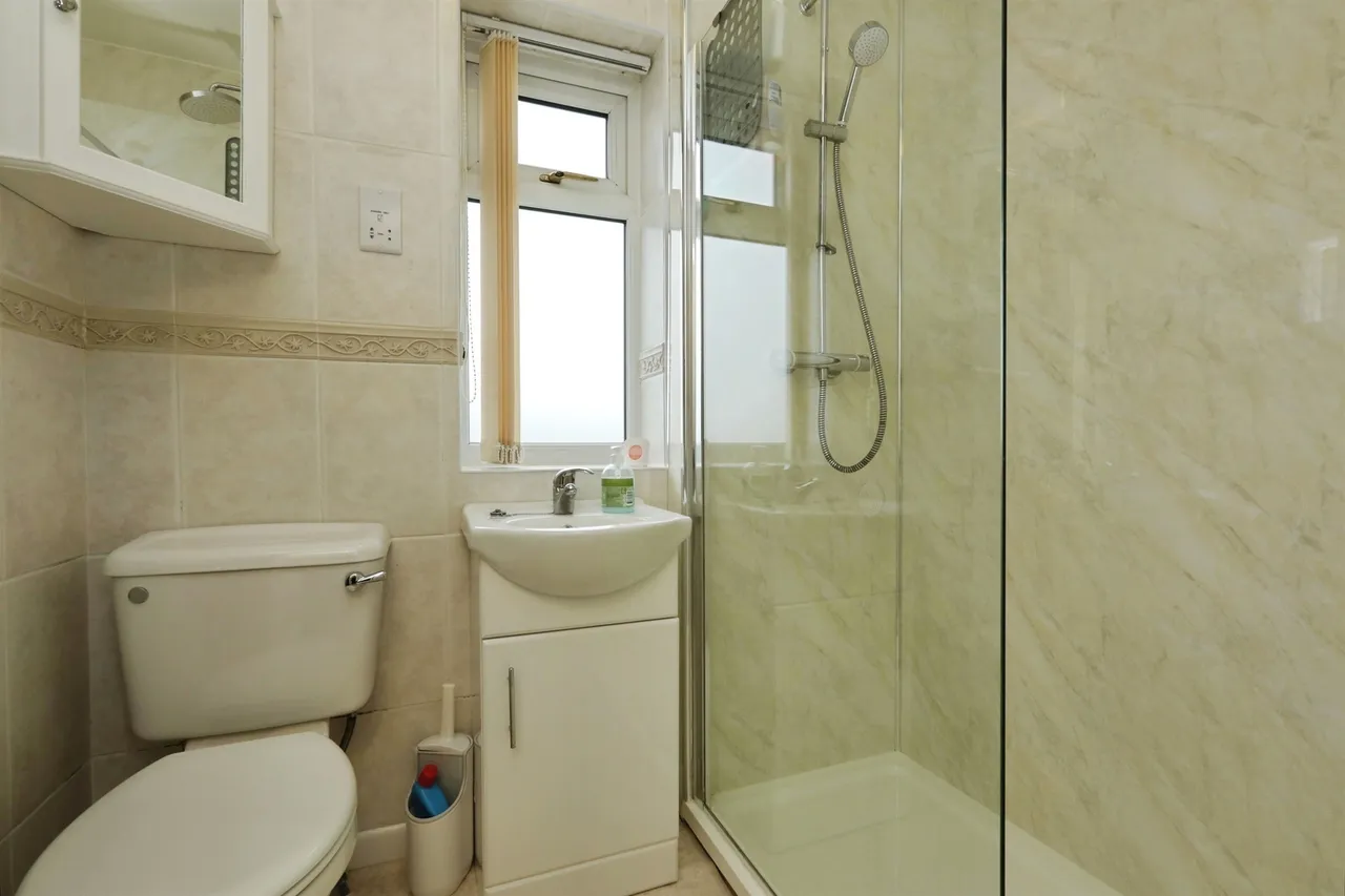 Recreation Avenue, Thurcroft, S66, photo 9