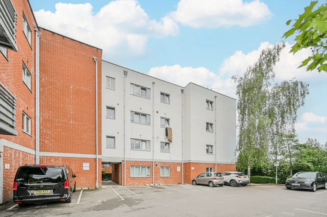 Flat 64, Cannock Court, 3 Hawker Place, London, photo 10